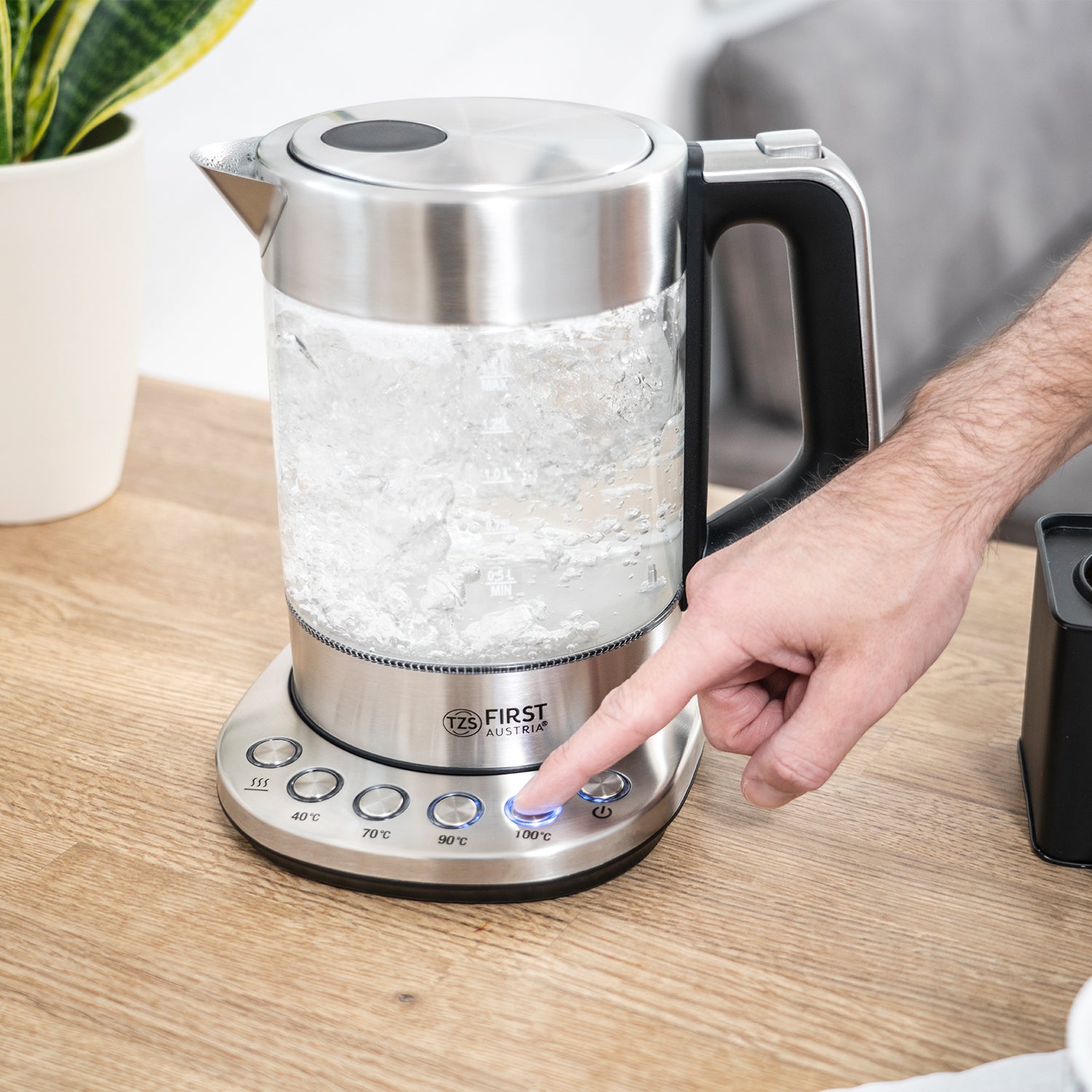 Glaswasserkocher 1,7 L, mit Kalkfilter, 2200 Watt, Innenbeleuchtung