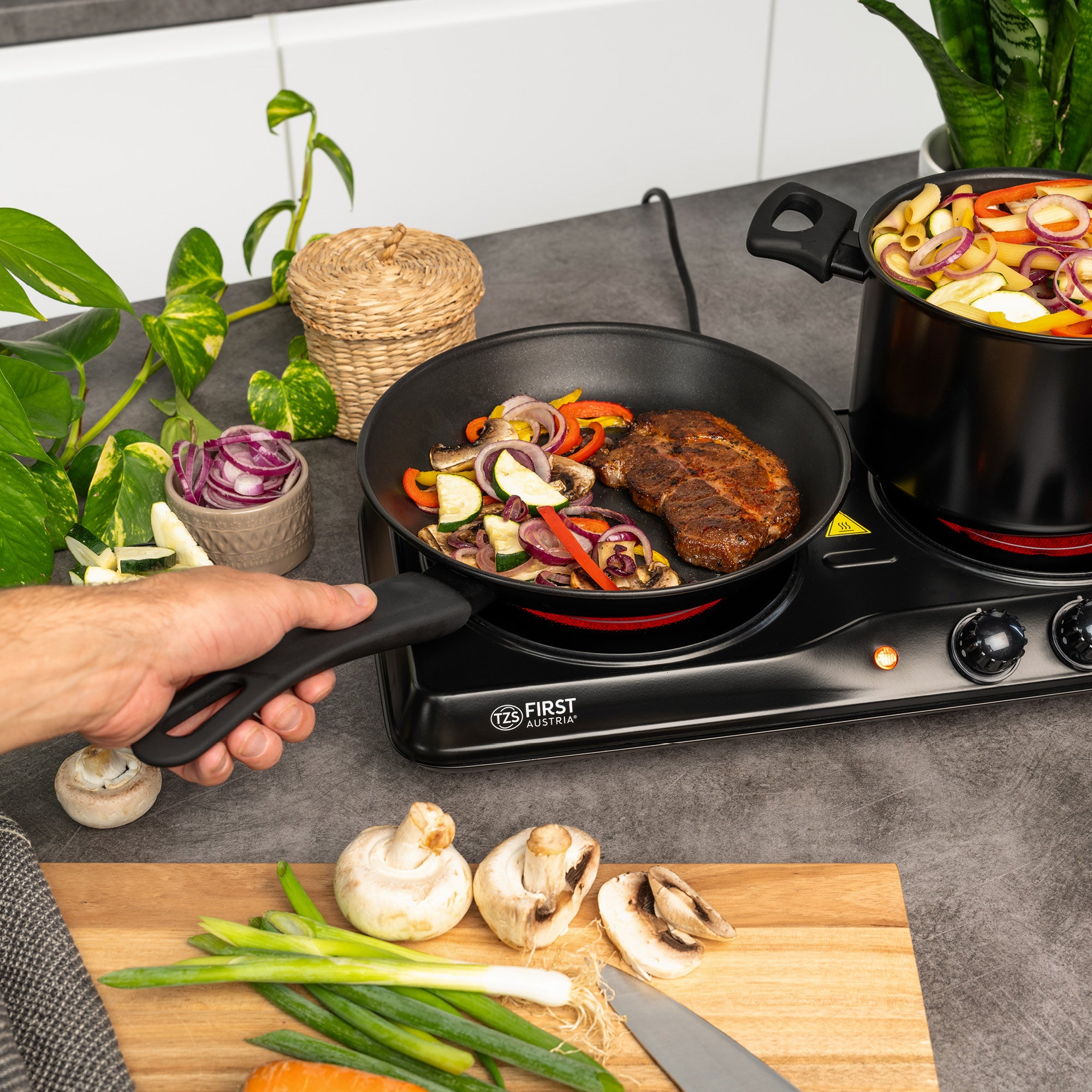 Double Infrared Hotplate 2000 W, Glass Ceramic, 19/16.5 cm