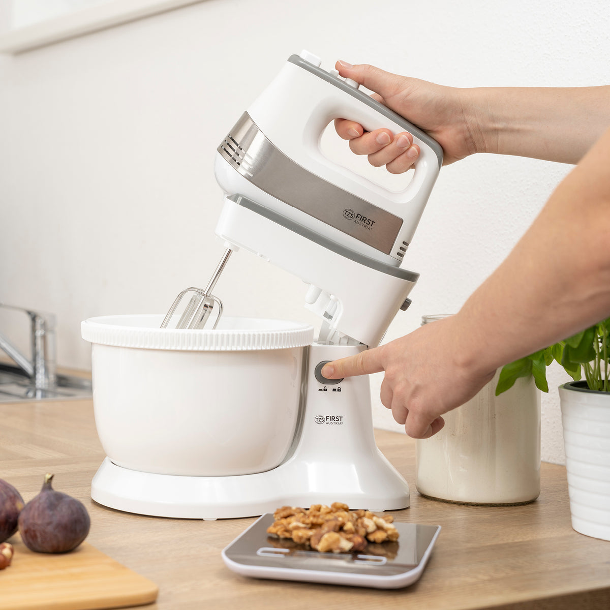 Robot pâtissier et pétrin avec bol 3,5 L, 500 W